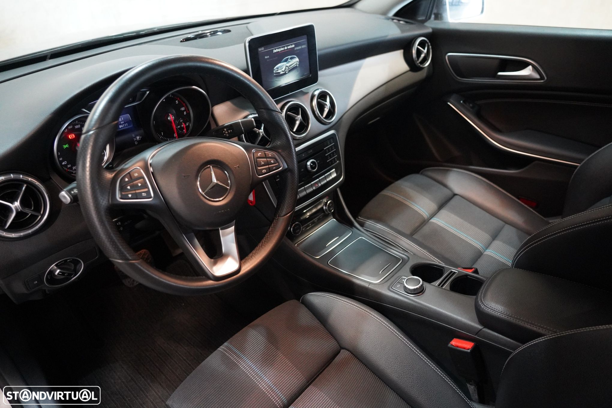Mercedes-Benz CLA 180 - 7