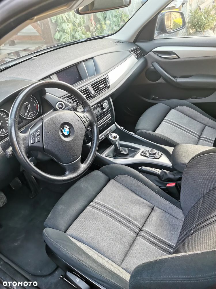 BMW X1 sDrive18d xLine - 7