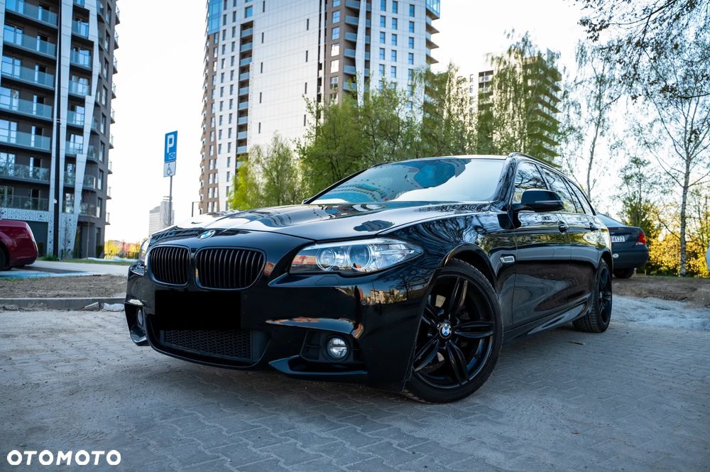 BMW Seria 5 520d xDrive Luxury Line - 2