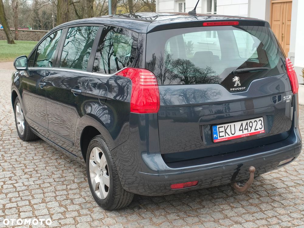 Peugeot 5008 - 11