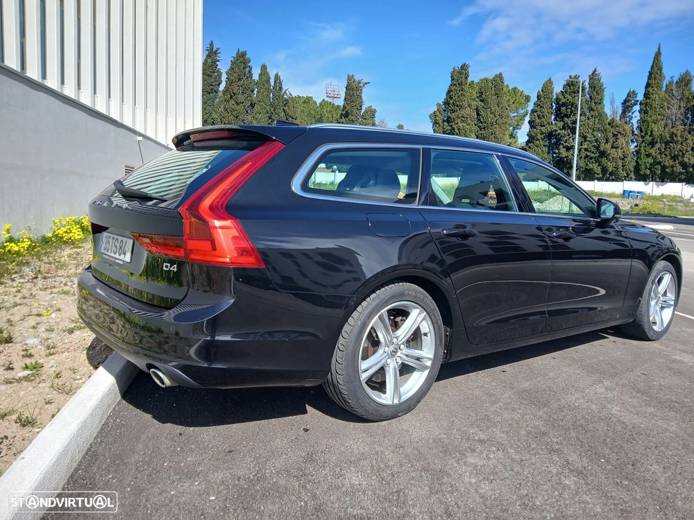 Volvo V90 2.0 D4 Momentum Plus Geartronic - 7