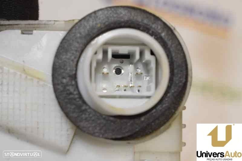 FECHADURA PORTA FRONTAL DIREITA TOYOTA PRIUS 2012 -6903047081 - 1