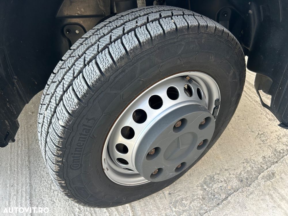Mercedes-Benz Sprinter DOKA 6 LOCURI AXA DUBLA SPATE - 36