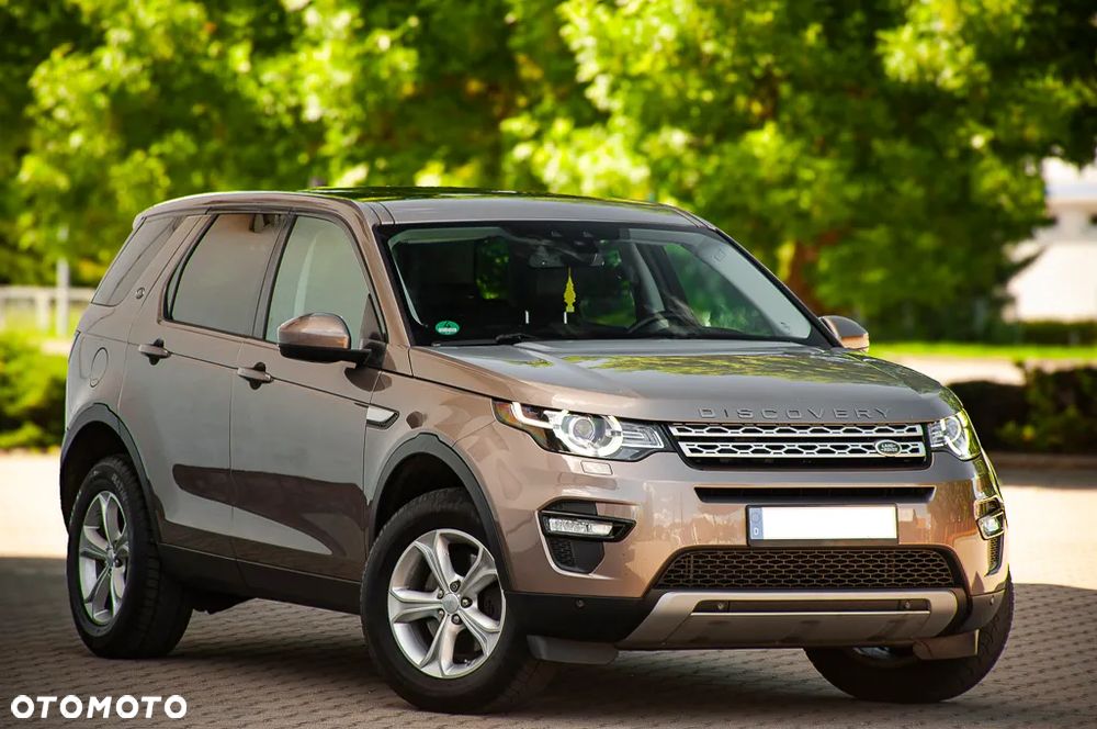 Land Rover Discovery Sport TD4 HSE Luxury - 8