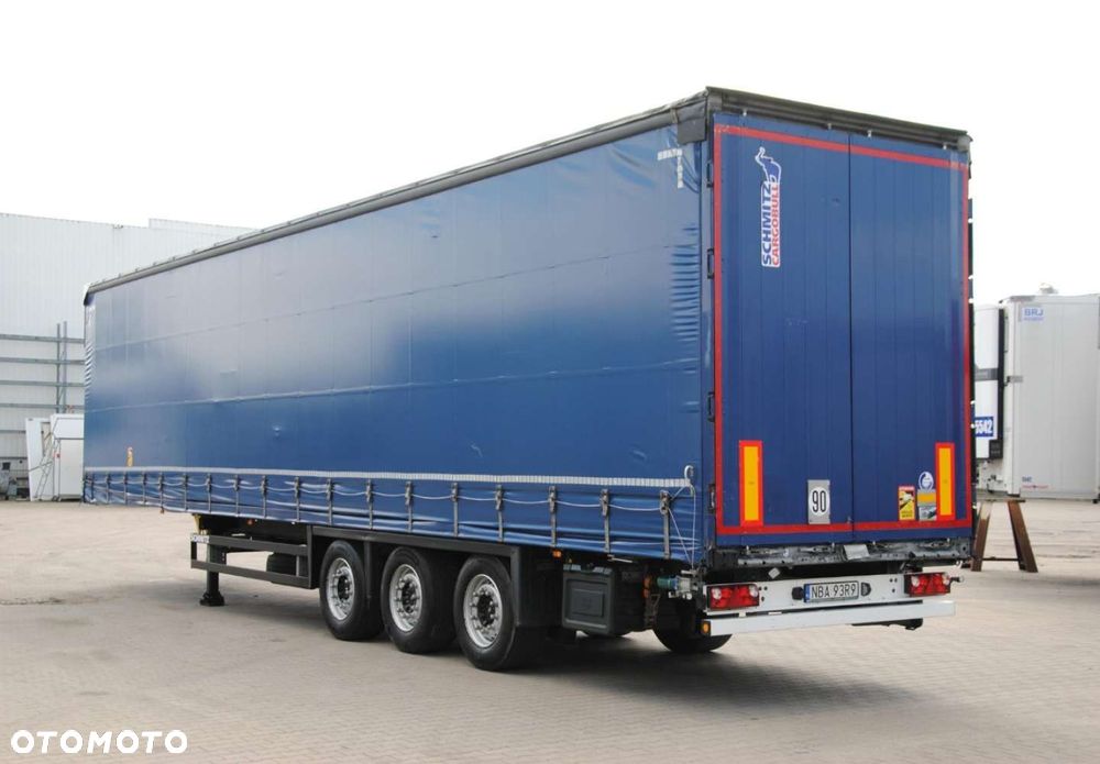 Schmitz Cargobull Varios, Podnoszona oś - 6