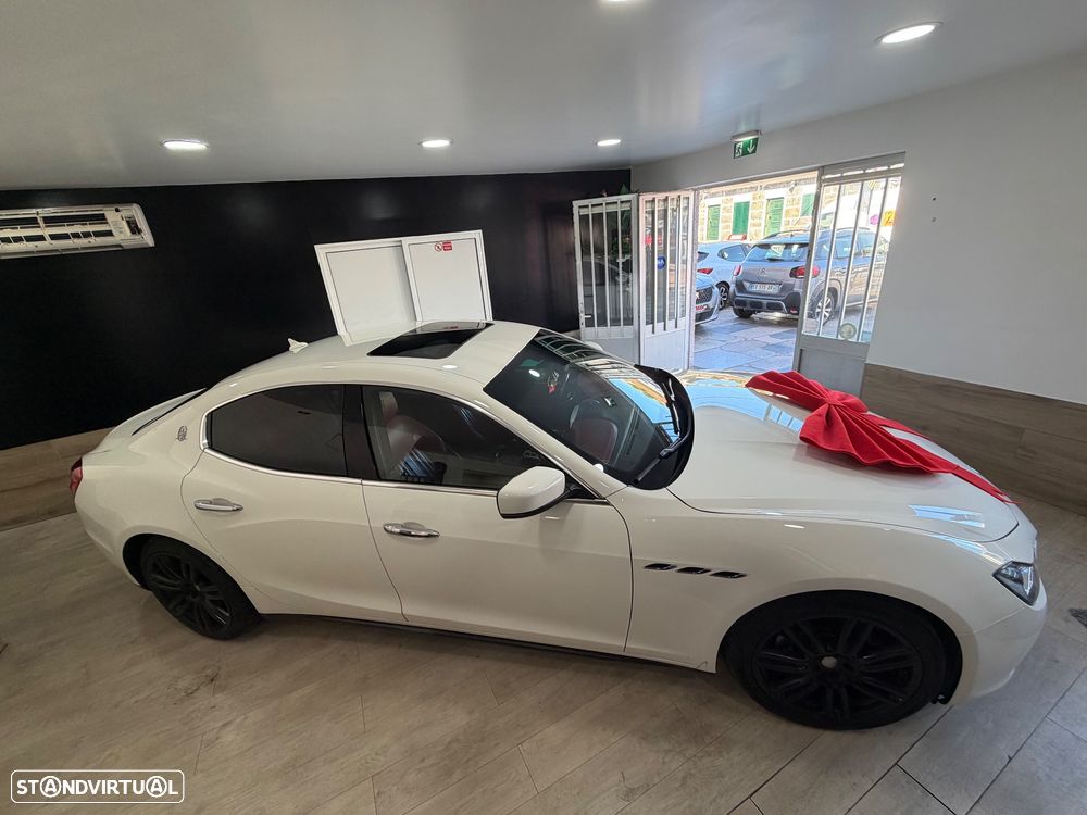 Maserati Ghibli GranSport - 13