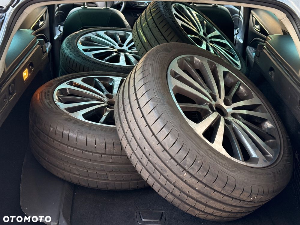 Opel Insignia 2.0 DI Turbo 4x4 Exclusive - 21