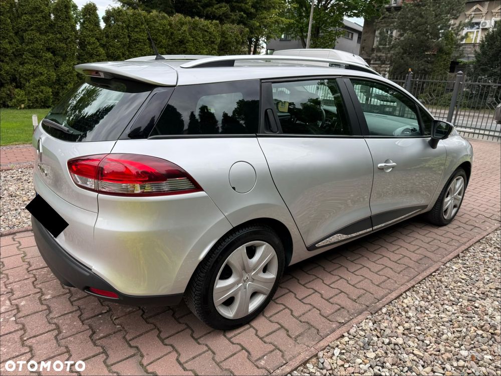 Renault Clio 1.2 16V 75 Experience - 9