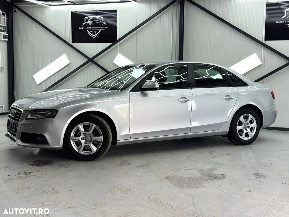 Audi A4 2.0 TDI DPF multitronic Attraction - 12
