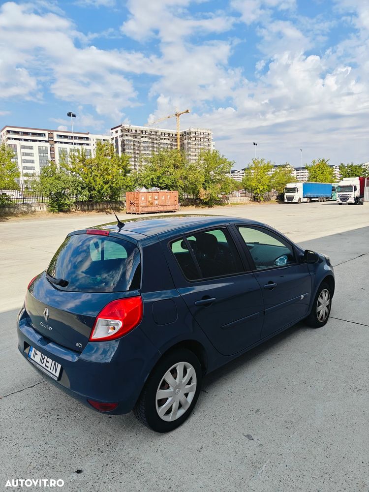 Renault Clio III 1.5dCi Expression - 5