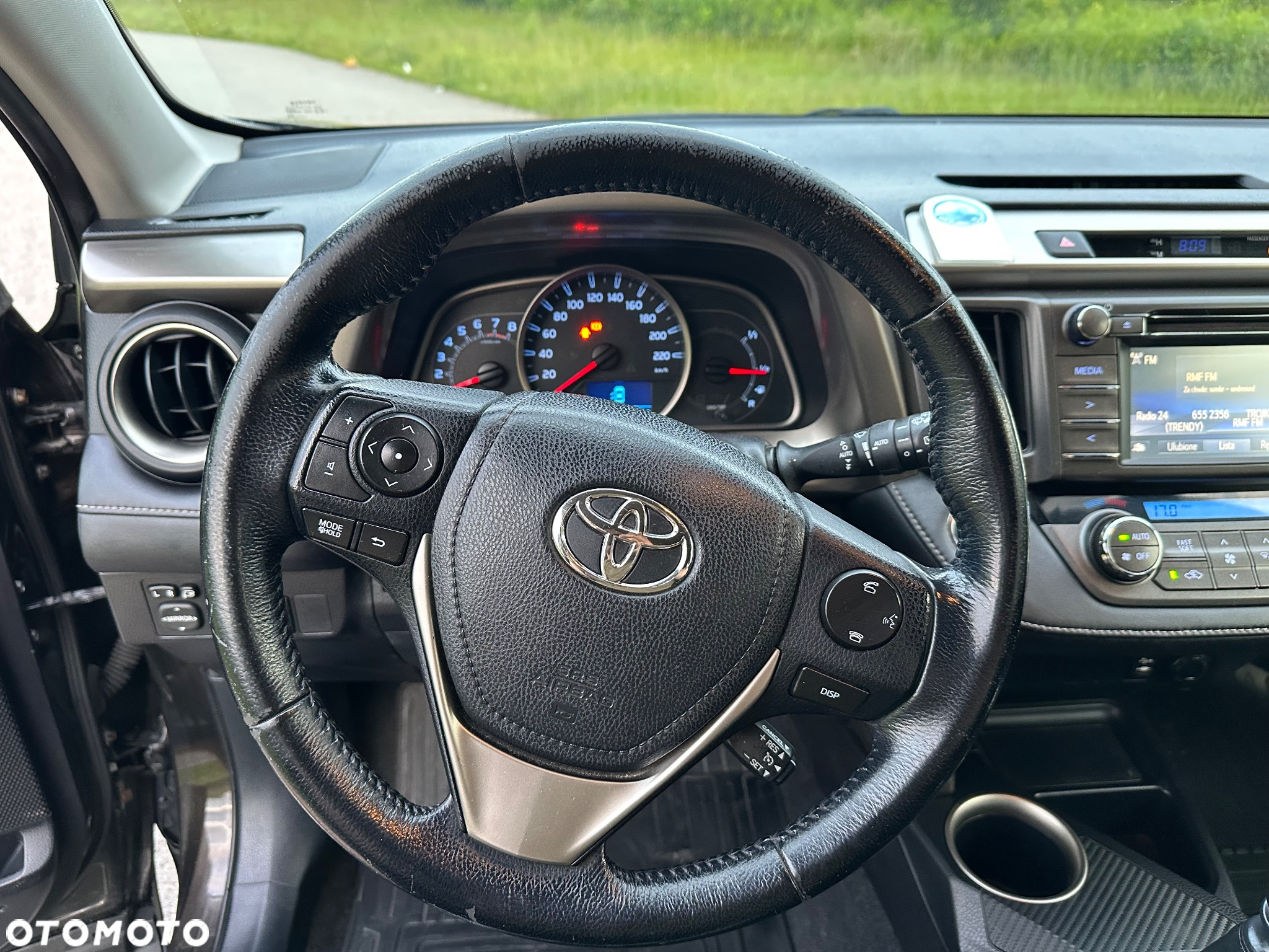 Toyota RAV4 2.0 Premium - 9