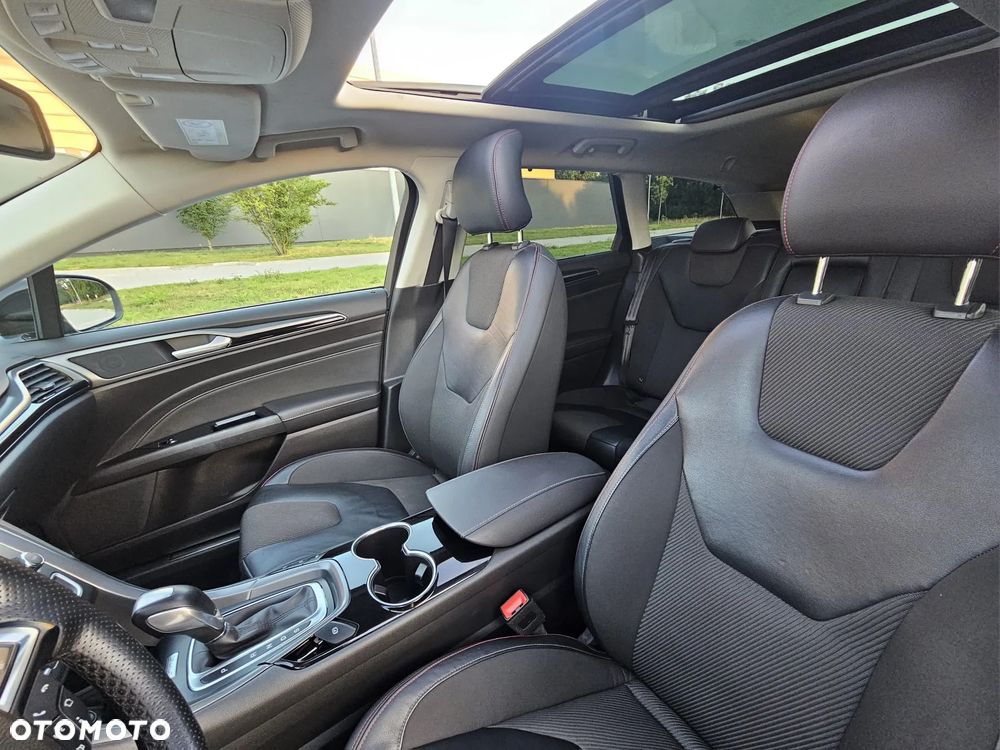 Ford Mondeo 2.0 TDCi ST-Line X PowerShift - 11