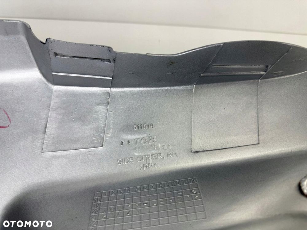 Prawa boczna owiewka bok TGB BLADE 550 600 1000 2019+ - 15
