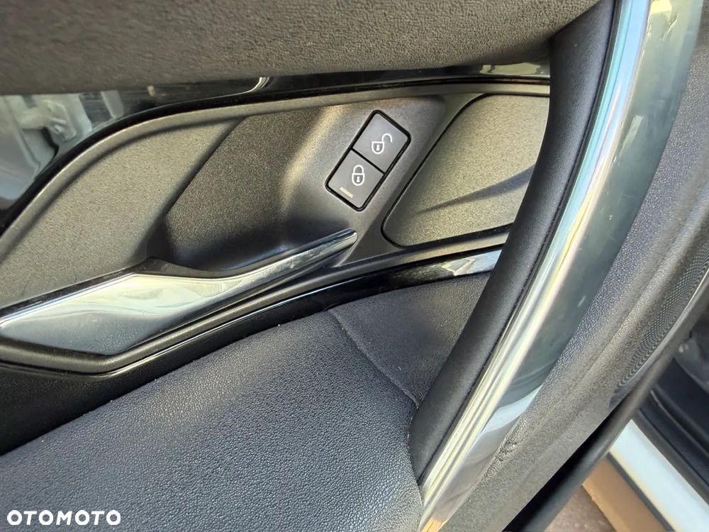 Land Rover Discovery Sport - 27
