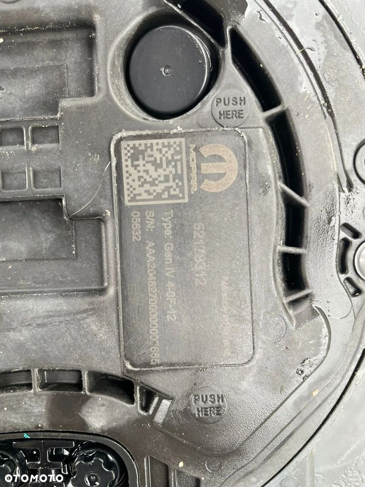 Fiat Ducato 2022r 2.2 zbiornik AdBlue pompa osłona instalacja 52178312 1395774080 - 5