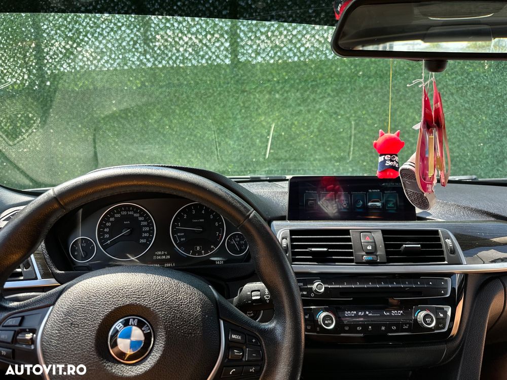 BMW Seria 3 320i xDrive AT - 4