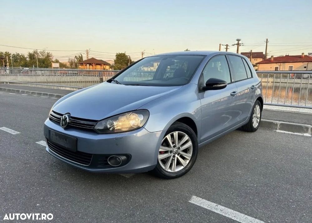 Volkswagen Golf 1.6 TDI DPF Comfortline - 1