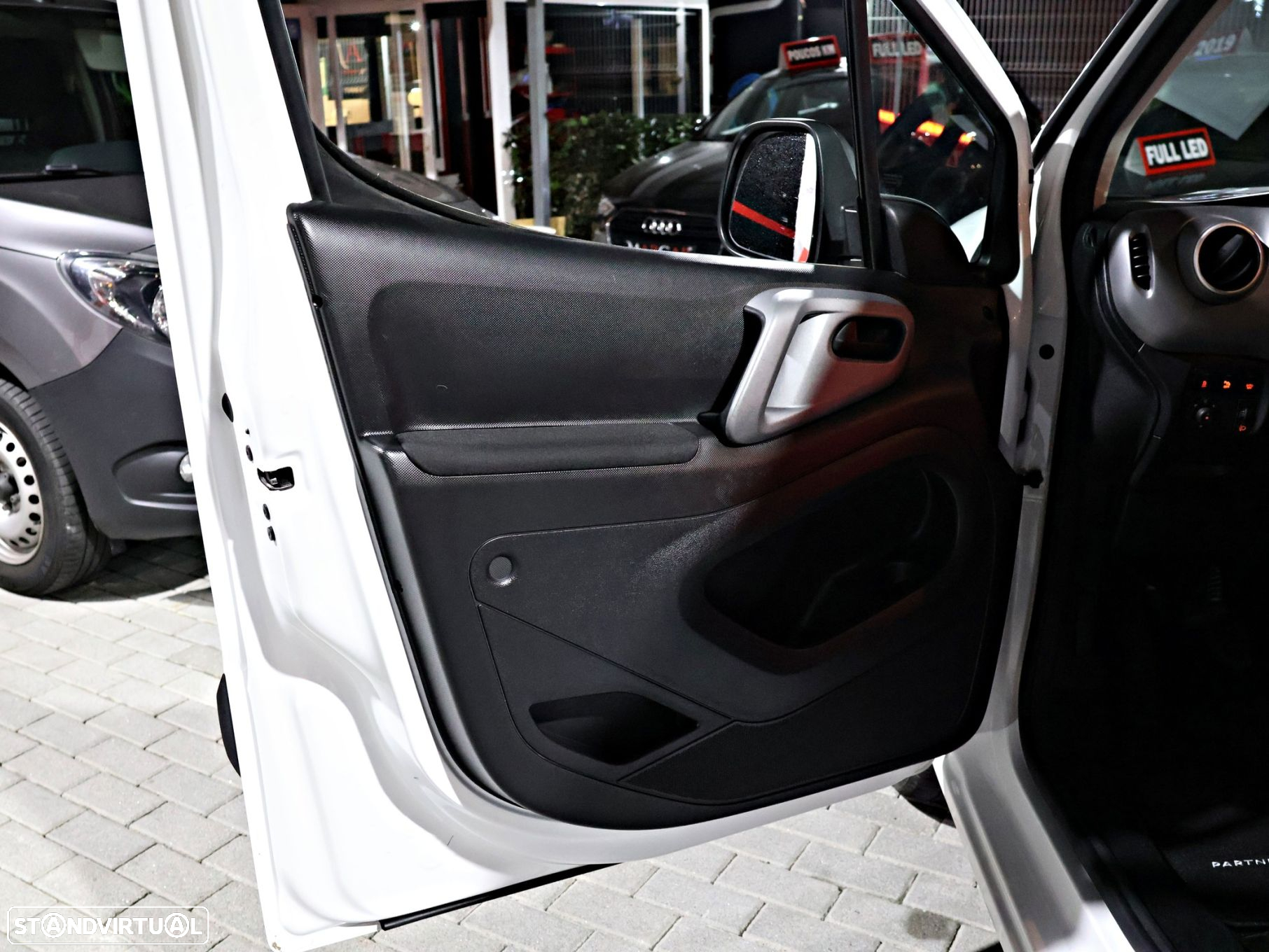 Peugeot Partner 1.6 BlueHDi Confort - 38