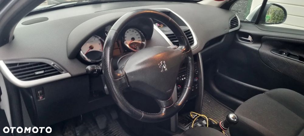 Peugeot 207 1.6 HDi - 1