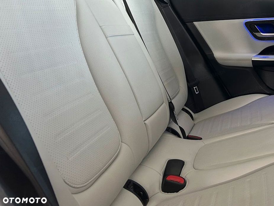 Mercedes-Benz GLC 200 mHEV 4-Matic AMG Line - 15