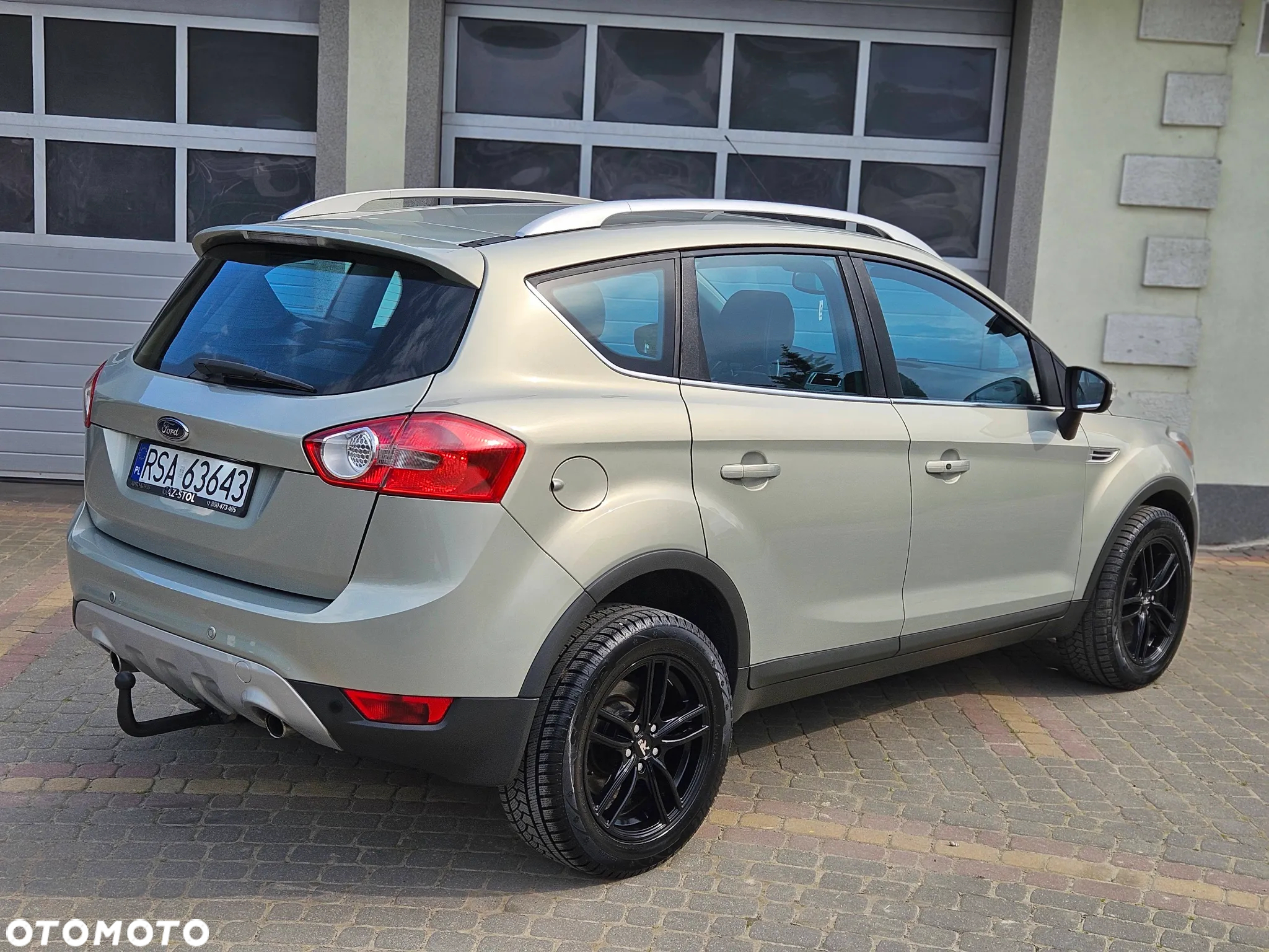 Ford Kuga 2.0 TDCi 4x4 Titanium - 16