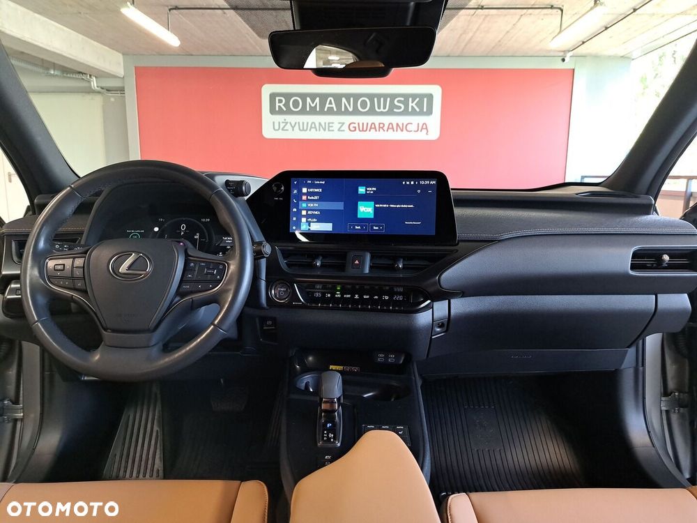 Lexus UX - 19
