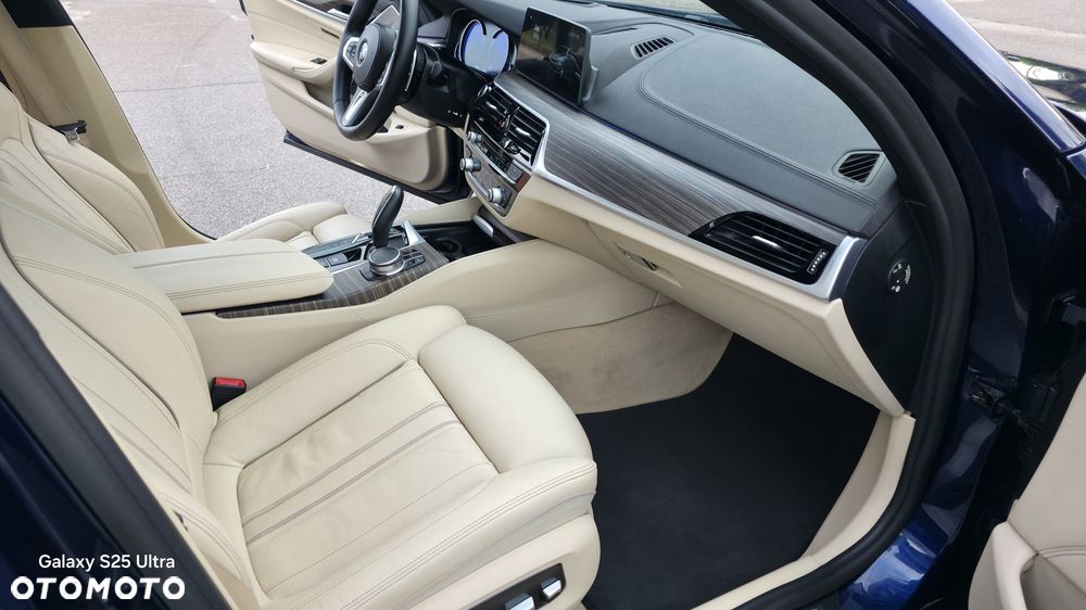 BMW Seria 5 540d xDrive M Sport sport - 17