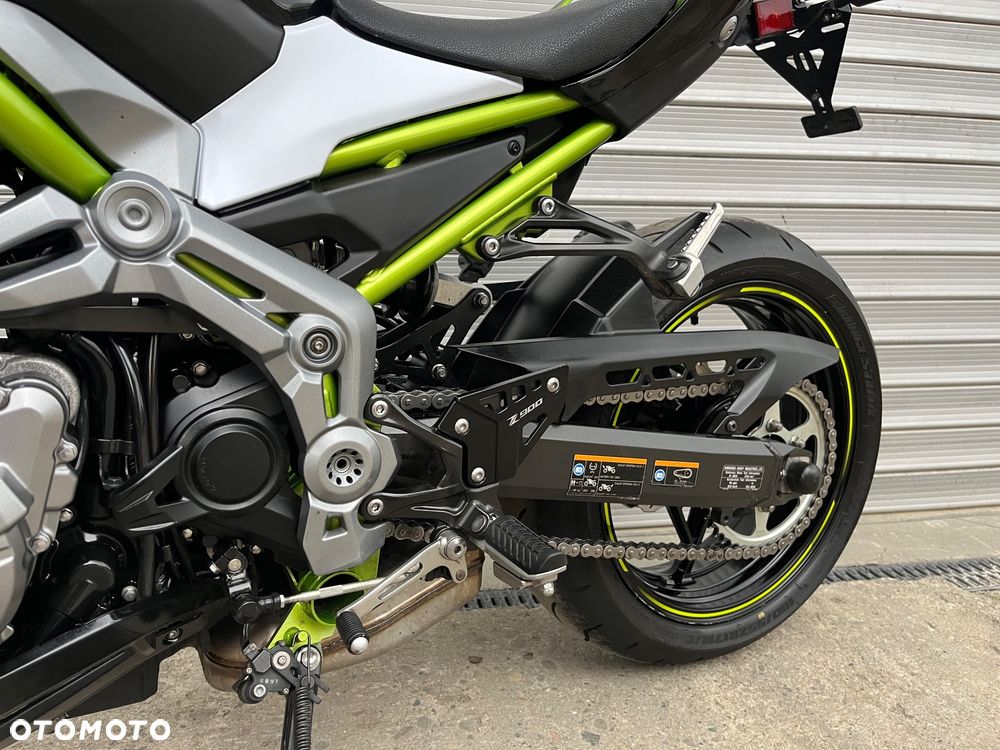 Kawasaki Z 900 - 24