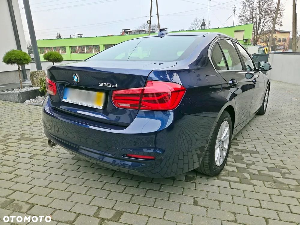 BMW Seria 3 318d Edition Luxury Line Purity - 8