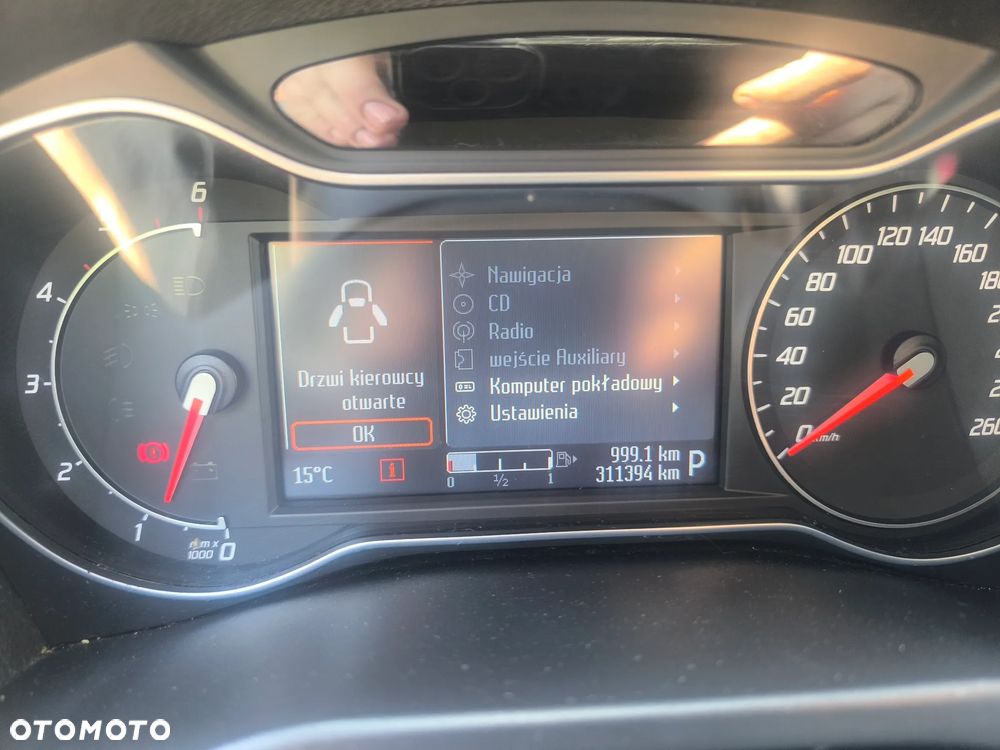 Ford Mondeo - 12