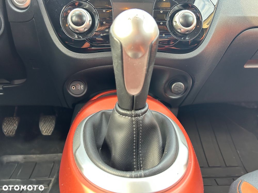 Nissan Juke 1.6 N-Connecta - 10
