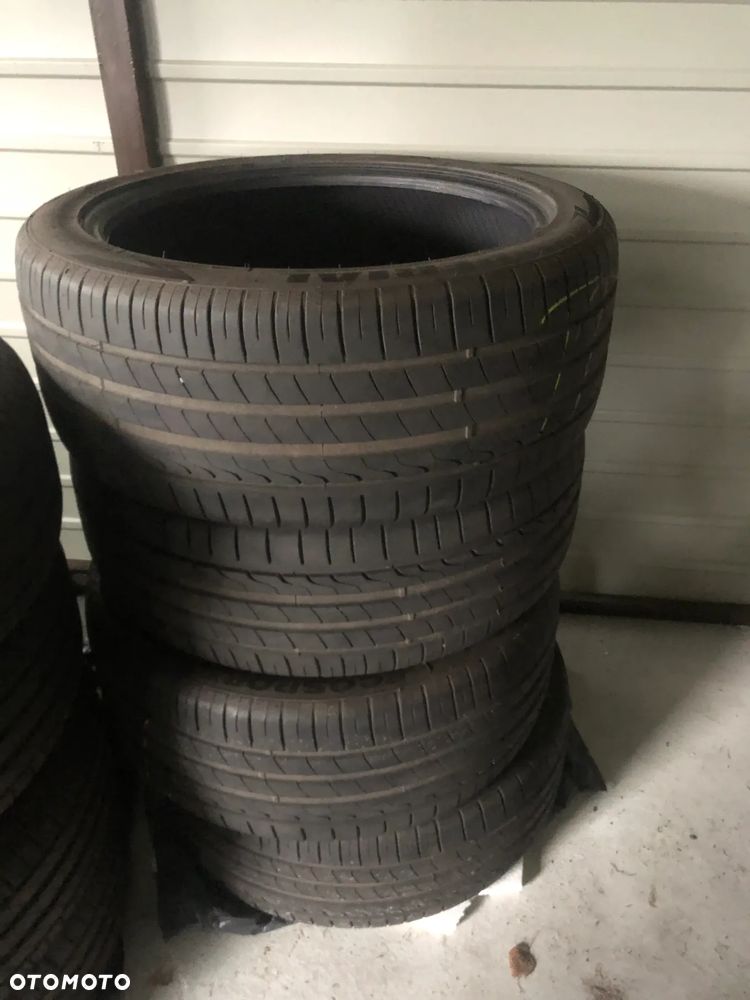 Dodge Challenger - 14