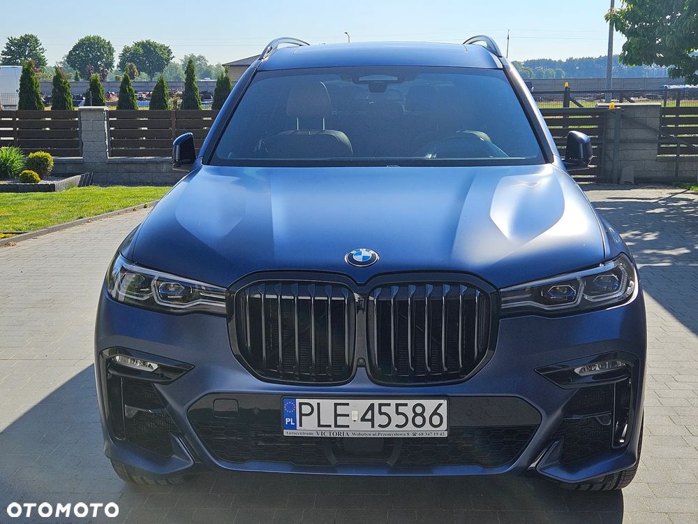 BMW X7 M50i - 1