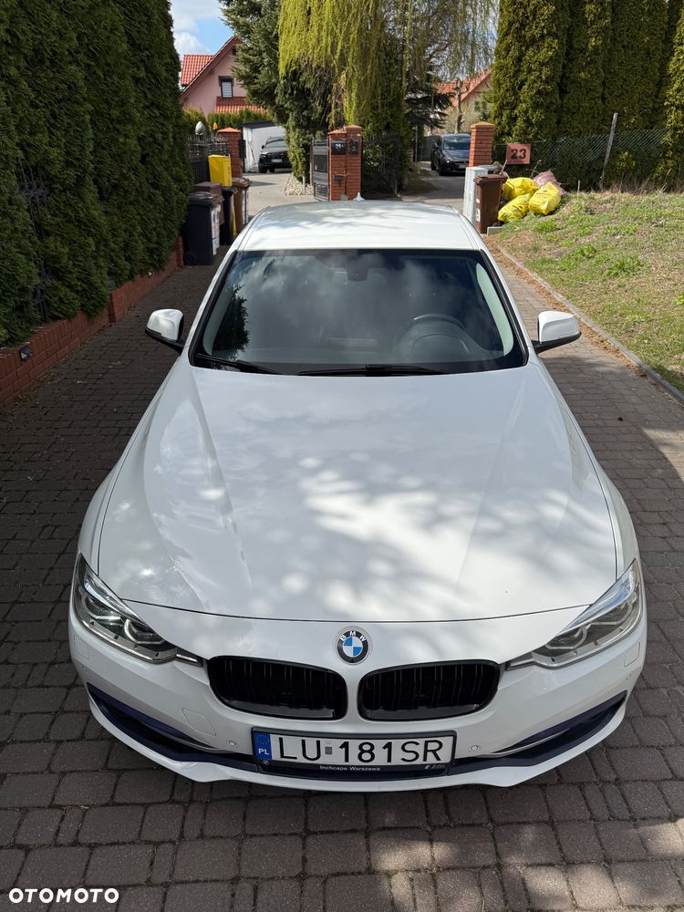 BMW Seria 3 318i Sport Line - 5
