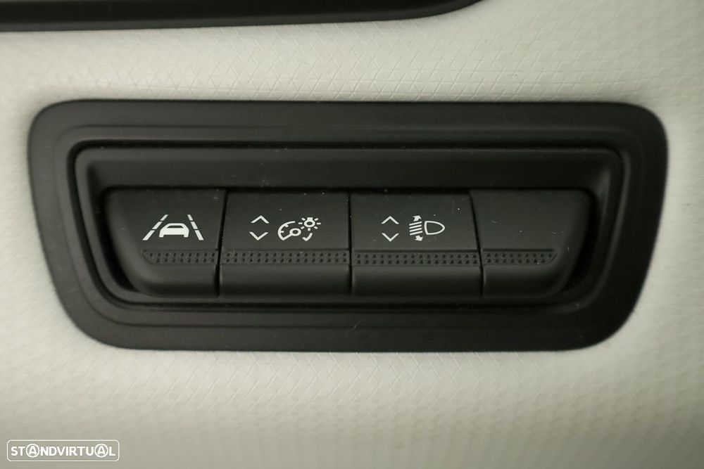 Renault Clio 1.0 TCe Evolution - 21