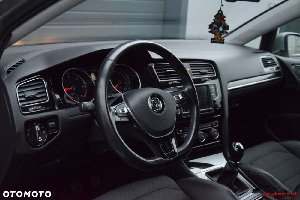 Volkswagen Golf Variant - 18