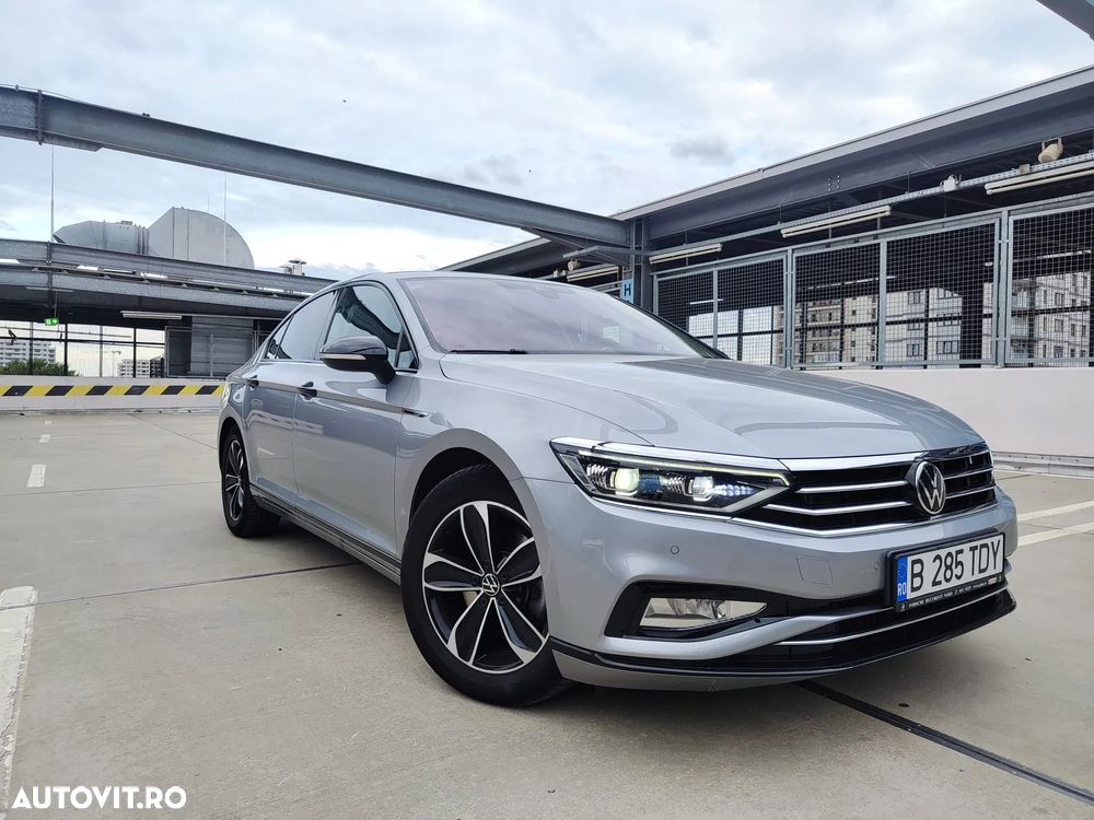 Volkswagen Passat 2.0 TDI DSG 4Mot Highline - 2