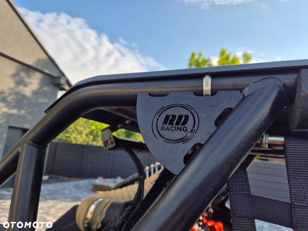 Polaris RZR - 8