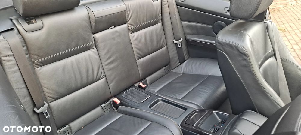 BMW Seria 3 320i - 27