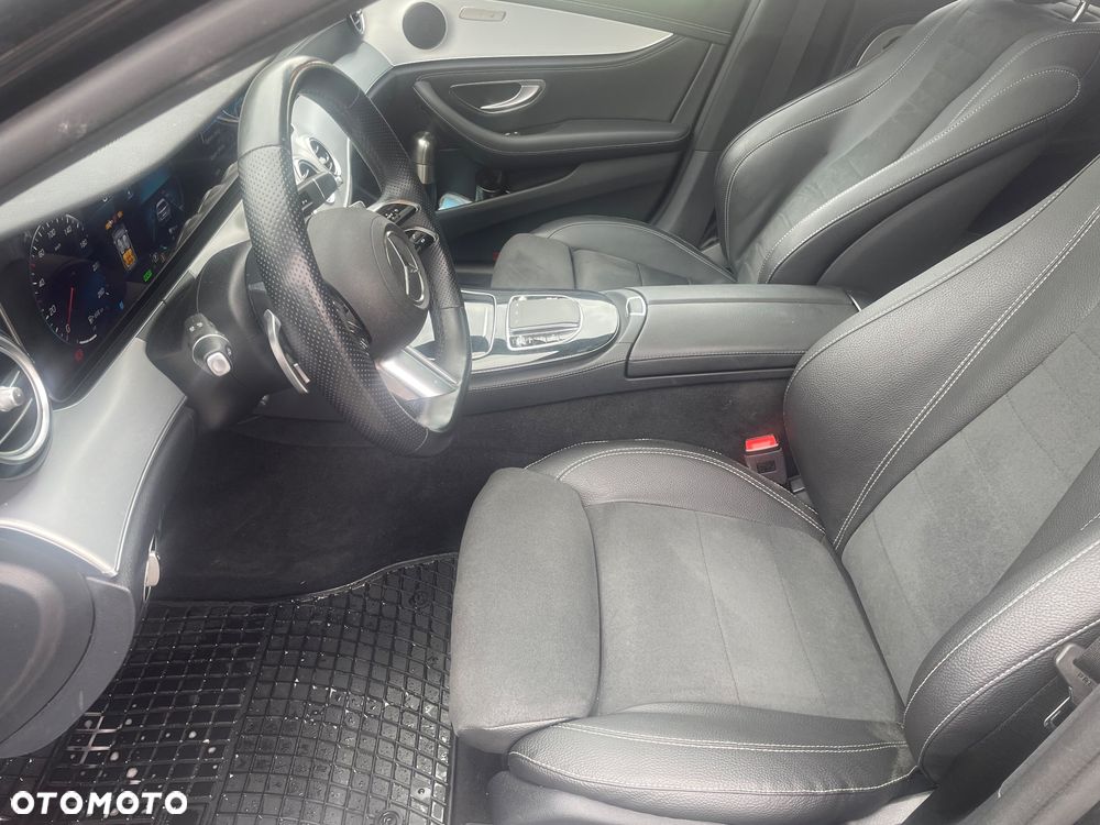 Mercedes-Benz Klasa E 300 de 4Matic 9G-TRONIC AMG Line - 3