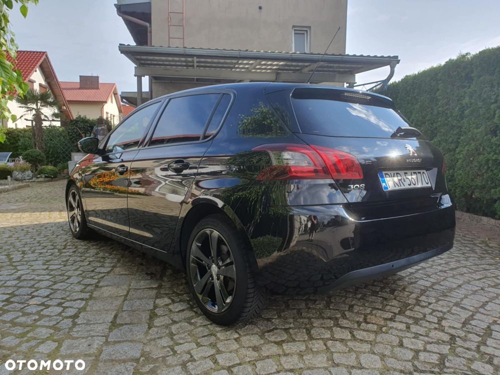 Peugeot 308 - 4