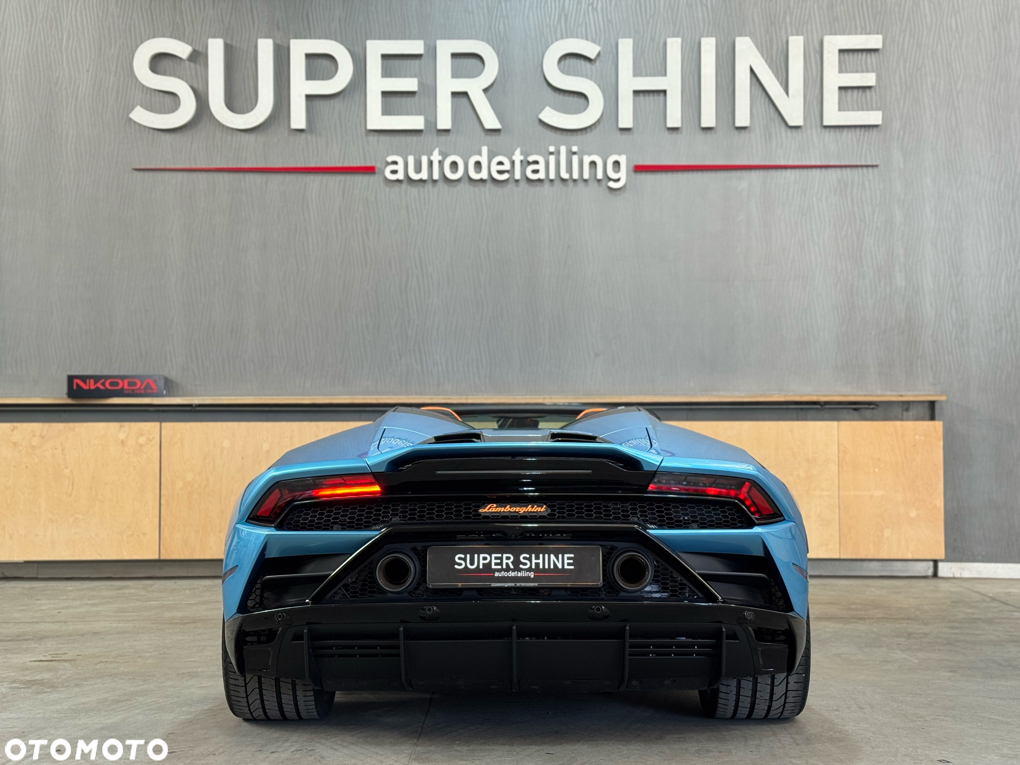 Lamborghini Huracan - 8