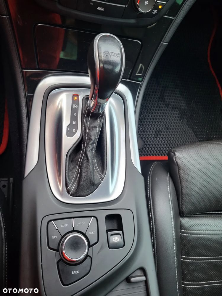 Opel Insignia 2.8 T V6 OPC - 19