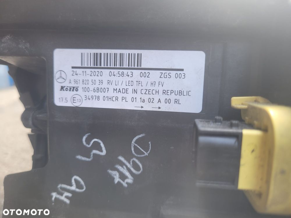 Lampa MP5 Mercedes Actros - 6