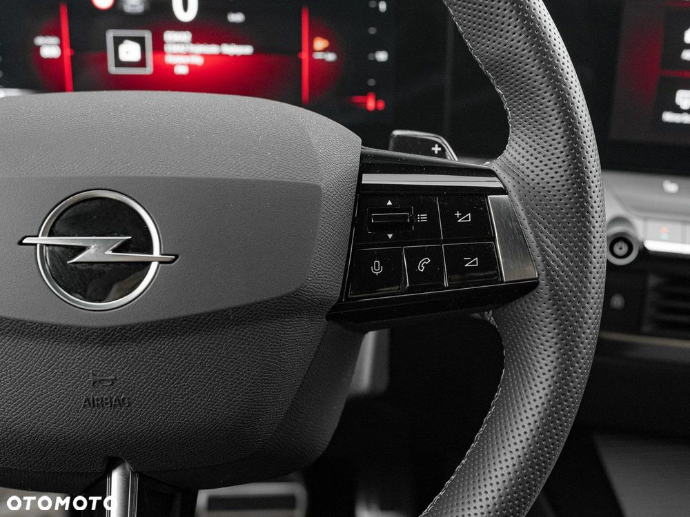 Opel Astra VI 1.2 T GS S&S - 18