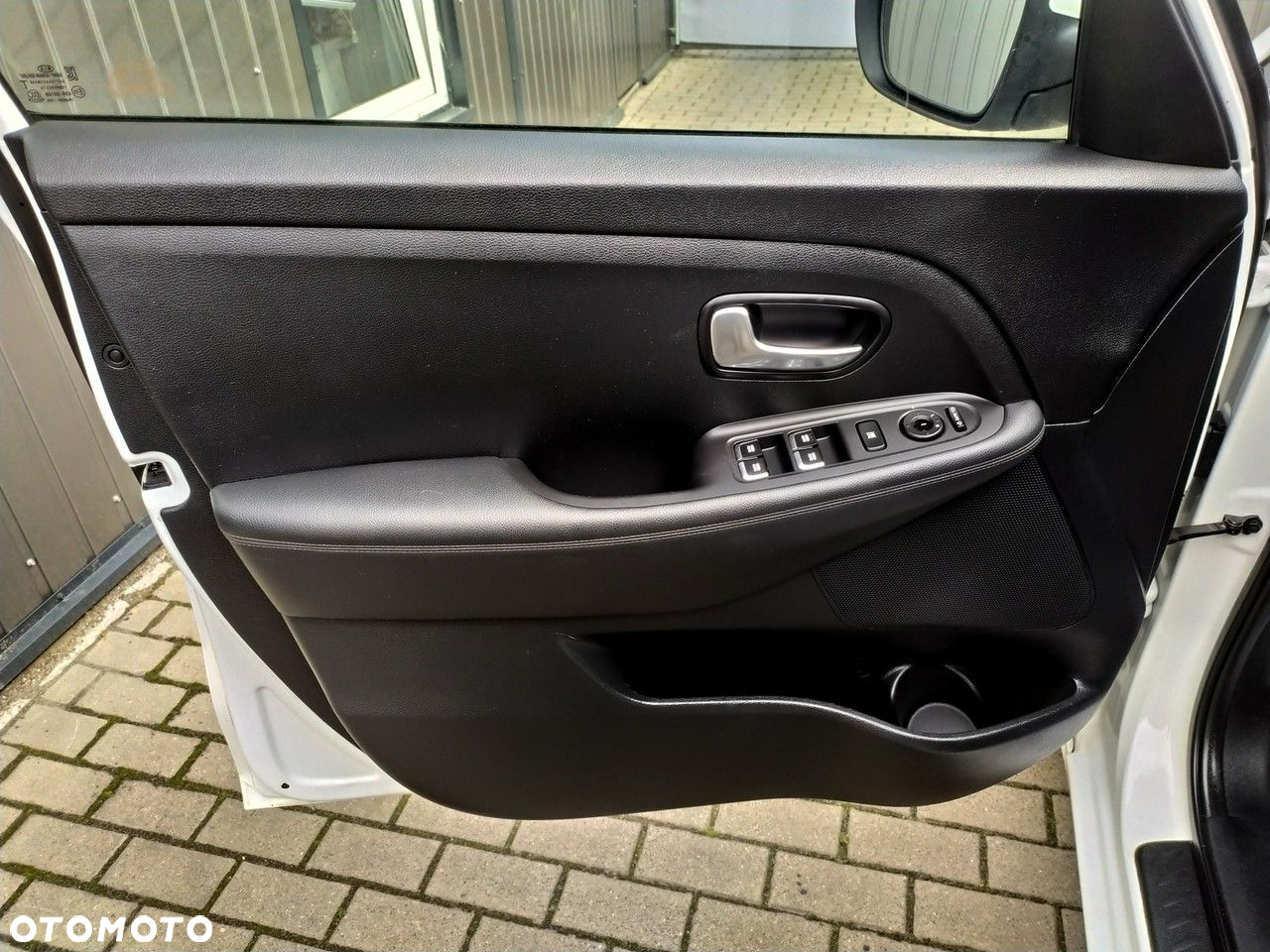 Kia Carens 1.7 CRDi Spirit - 14