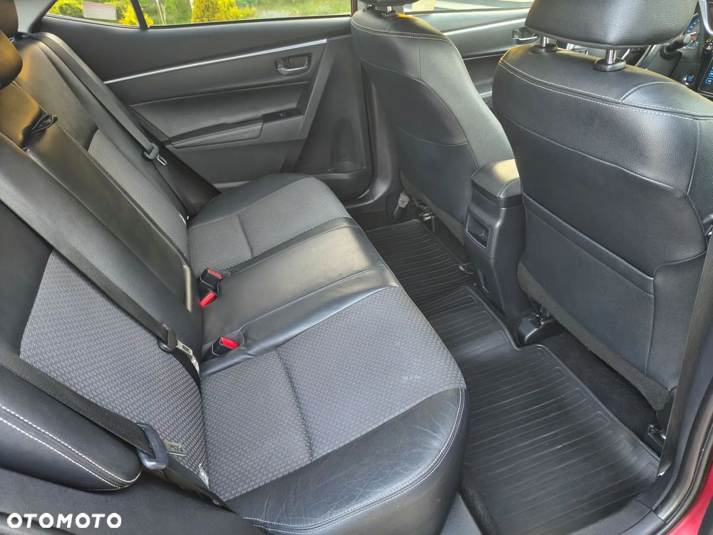 Toyota Corolla 1.4 D-4D Prestige - 9