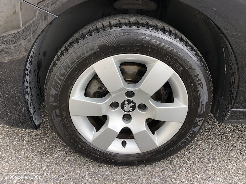 Peugeot 5008 1.6 BlueHDi Allure EAT6 - 8