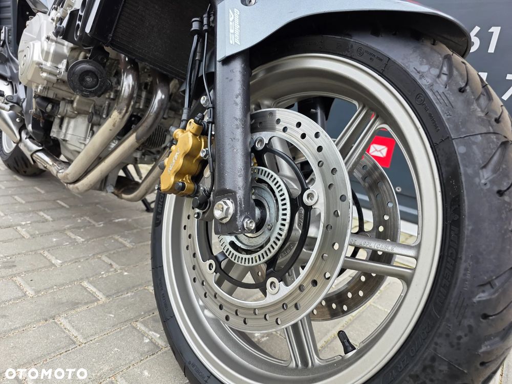 Honda CBF - 26