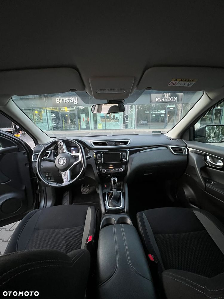 Nissan Qashqai 1.3 DIG-T N-Connecta DCT - 8